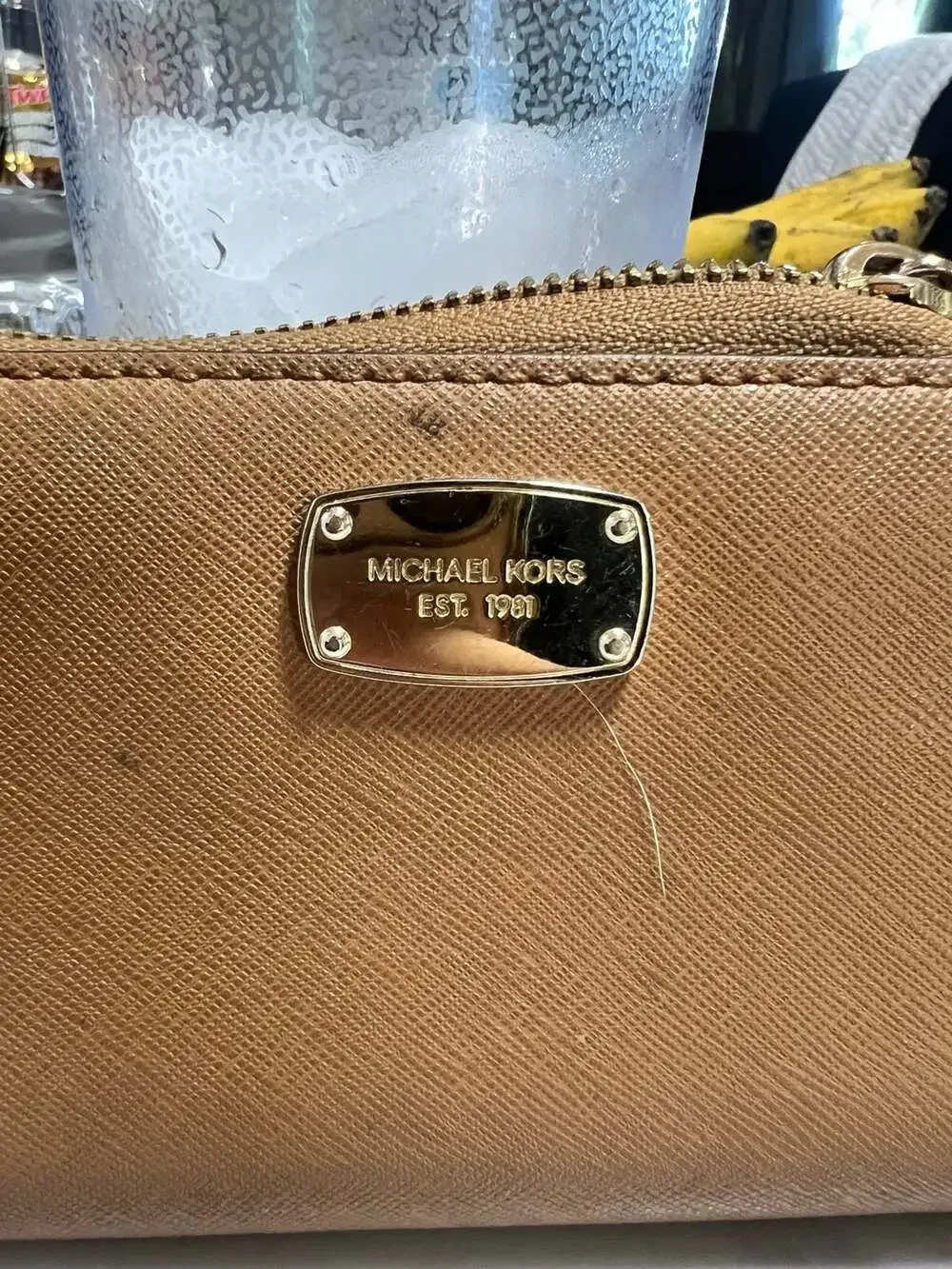 Michael Kors Jet Set Travel Continental Zip Around Wallet